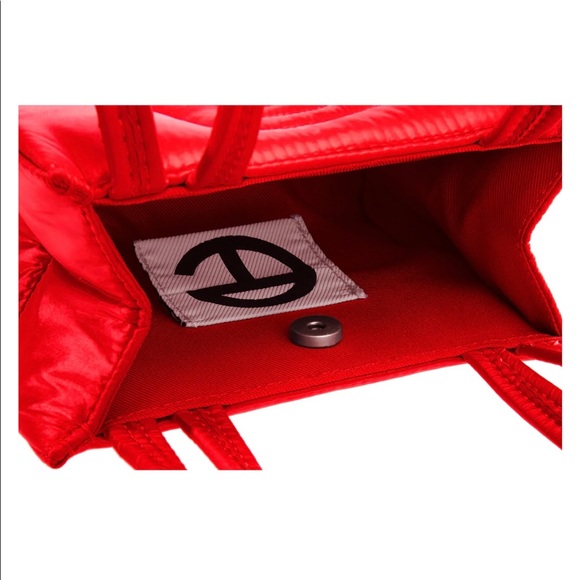 Small Red Puff Telfar Bag - Picture 3 of 3